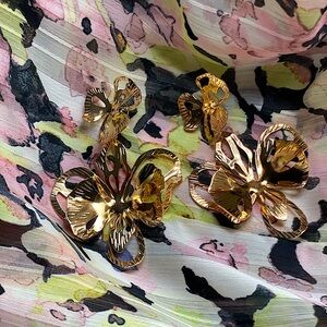 Golden Butterfly Earrings ✨